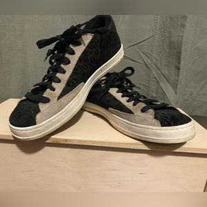 P448 size 38. Black/grey leather and suede. Animal print on sides.